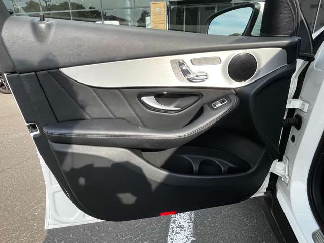 メルセデスベンツ ＧＬＣクラス ２２０ Ｄ ４マチック スポーツ ディーゼルターボ ４ＷＤ R1年 (東北) 99