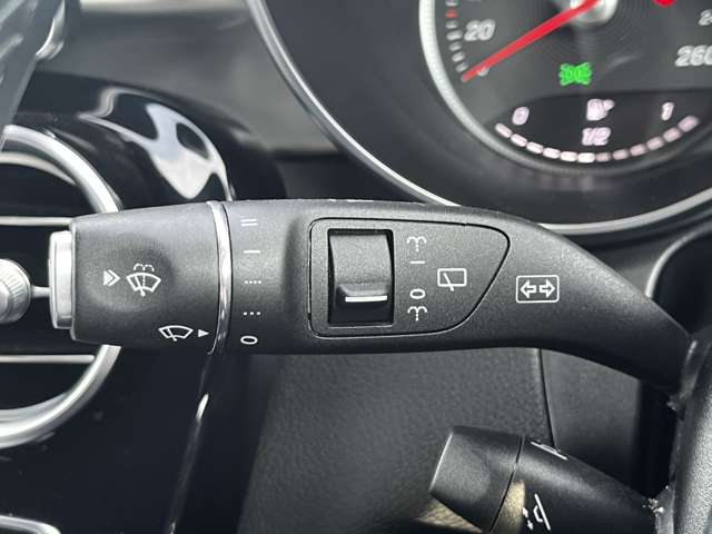 メルセデスベンツ ＧＬＣクラス ２２０ Ｄ ４マチック スポーツ ディーゼルターボ ４ＷＤ R1年 (東北) 99