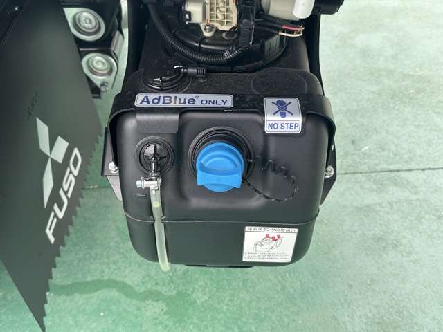 三菱フソウ キャンター ３．０ ダブルキャブ 全低床 ディーゼルターボ R7年 (東海) 99