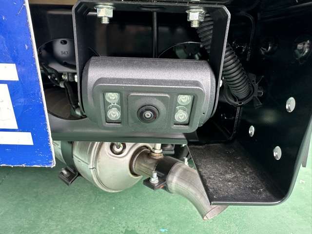 三菱フソウ キャンター ３．０ ダブルキャブ 全低床 ディーゼルターボ R7年 (東海) 99