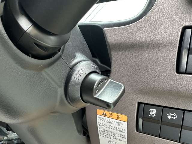 三菱フソウ キャンター ３．０ ダブルキャブ 全低床 ディーゼルターボ R7年 (東海) 99