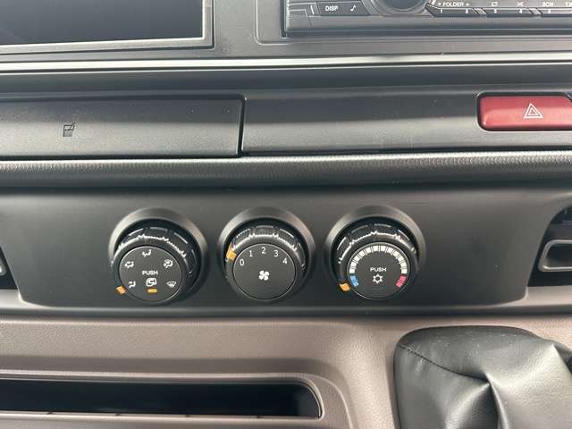 三菱フソウ キャンター ３．０ ダブルキャブ 全低床 ディーゼルターボ R7年 (東海) 99