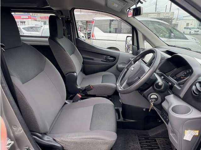 日産 ＮＶ２００バネットバン １．６ ＤＸ ４ＷＤ R1年 (東北) 99