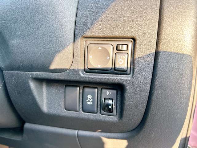 日産 マーチ １．２ Ｓ R1年 (九州・沖縄) 99