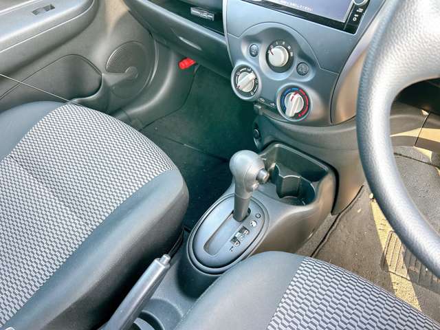 日産 マーチ １．２ Ｓ R1年 (九州・沖縄) 99