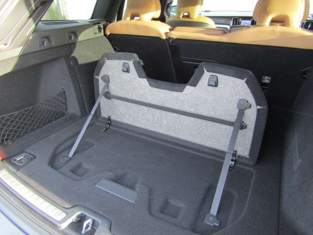 ボルボ Ｖ６０ Ｔ５　インスクリプション R1年 (四国) 99