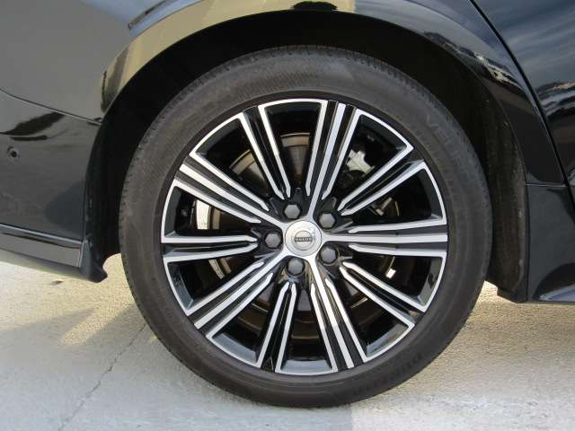 ボルボ Ｖ６０ Ｔ５　インスクリプション R1年 (四国) 99