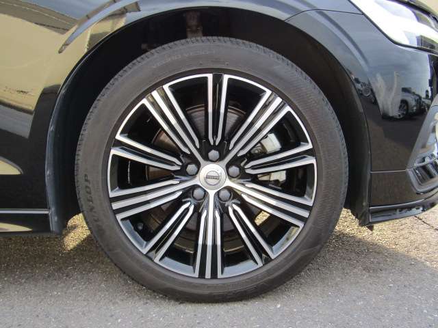 ボルボ Ｖ６０ Ｔ５　インスクリプション R1年 (四国) 99