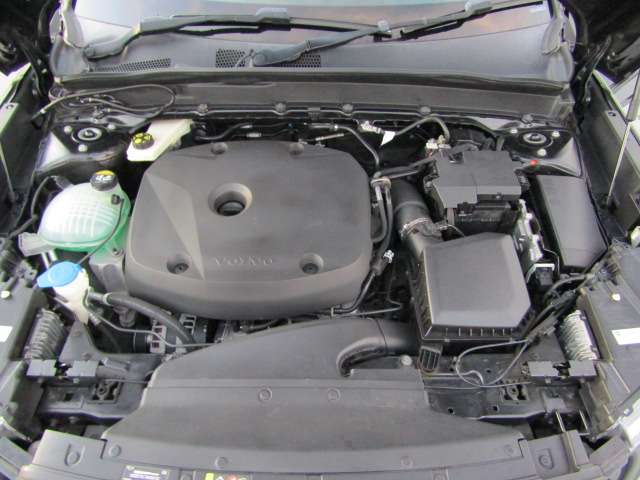 ボルボ Ｖ６０ Ｔ５　インスクリプション R1年 (四国) 99