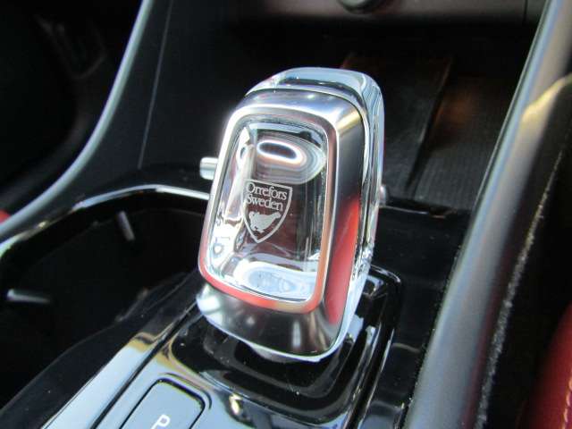 ボルボ ＸＣ４０ Ｔ４ ＡＷＤ インスクリプション ４ＷＤ R1年 (四国) 99