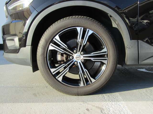 ボルボ ＸＣ４０ Ｔ４ ＡＷＤ インスクリプション ４ＷＤ R1年 (四国) 99