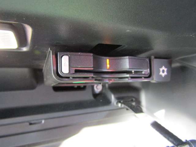 ボルボ ＸＣ４０ Ｔ４ ＡＷＤ インスクリプション ４ＷＤ R1年 (四国) 99