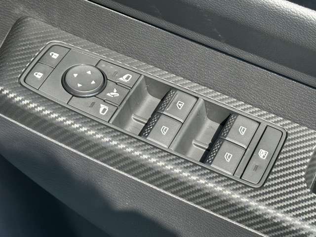 三菱 トライトン ２．４ ＧＳＲ ディーゼルターボ ４ＷＤ R7年 (東海) 99