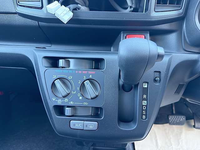 ダイハツ ミラ　イース ６６０ Ｌ ＳＡＩＩＩ ４ＷＤ R7年 () 99