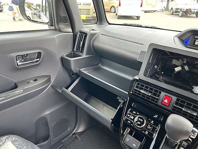 ダイハツ タント ６６０ カスタム Ｘ リミテッド R7年 () 99