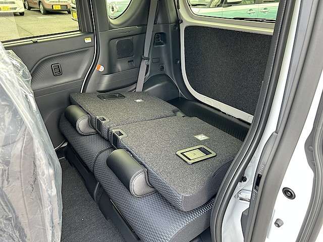 ダイハツ タント ６６０ カスタム Ｘ リミテッド R7年 () 99