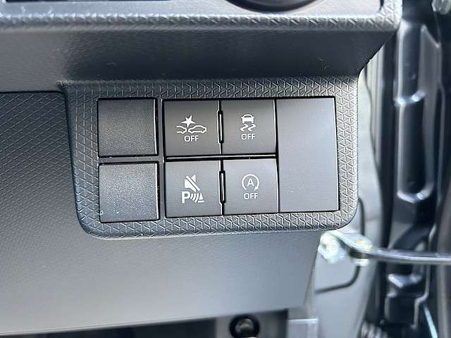 ダイハツ タント ６６０ カスタム Ｘ リミテッド R7年 () 99