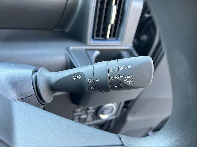 ダイハツ タント ６６０ カスタム Ｘ リミテッド R7年 () 99