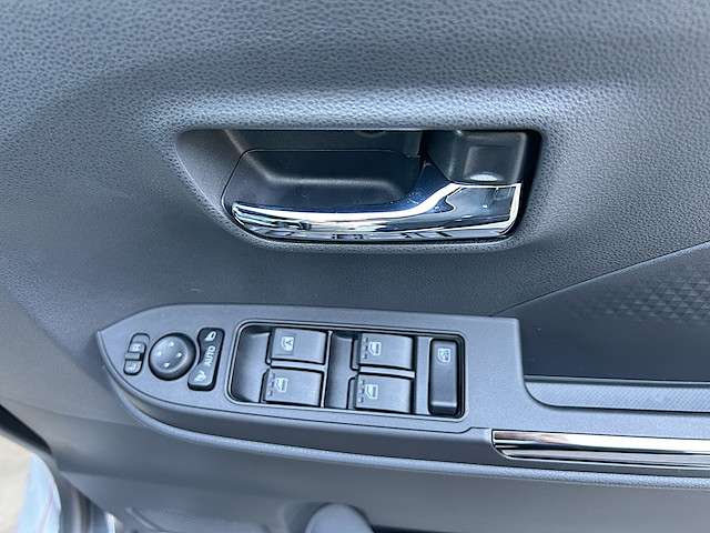 ダイハツ タント ６６０ カスタム Ｘ リミテッド R7年 () 99