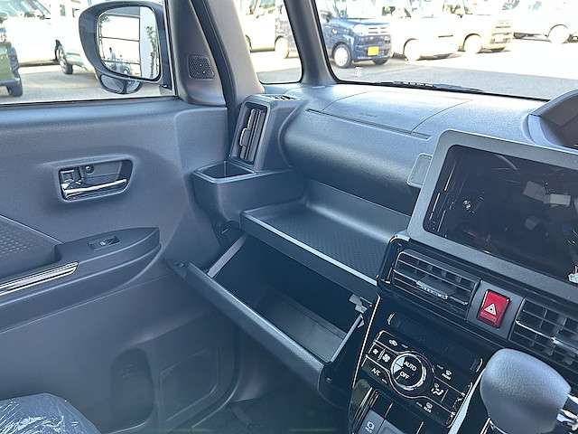 ダイハツ タント ６６０ カスタム Ｘ リミテッド R7年 () 99