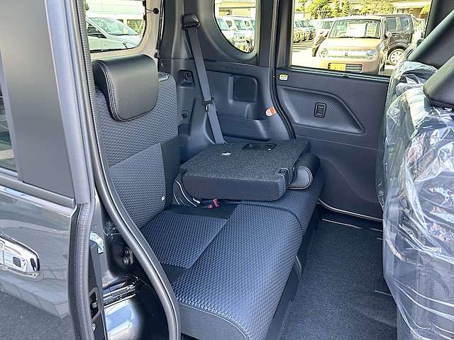 ダイハツ タント ６６０ カスタム Ｘ リミテッド R7年 () 99