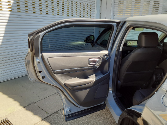 ホンダ ヴェゼル １．５ Ｅ：ＨＥＶ Ｚ ４ＷＤ R6年 (甲信越・北陸) 99