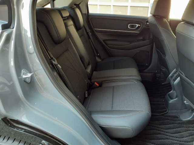 ホンダ ヴェゼル １．５ Ｅ：ＨＥＶ Ｚ ４ＷＤ R6年 (甲信越・北陸) 99