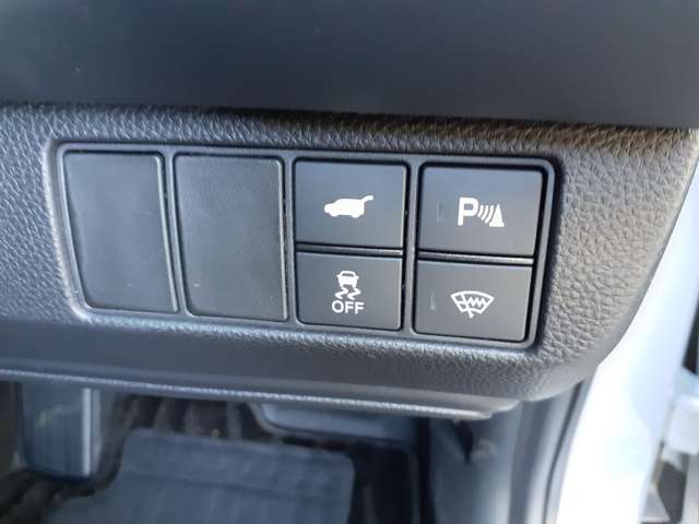 ホンダ ヴェゼル １．５ Ｅ：ＨＥＶ Ｚ ４ＷＤ R6年 (甲信越・北陸) 99