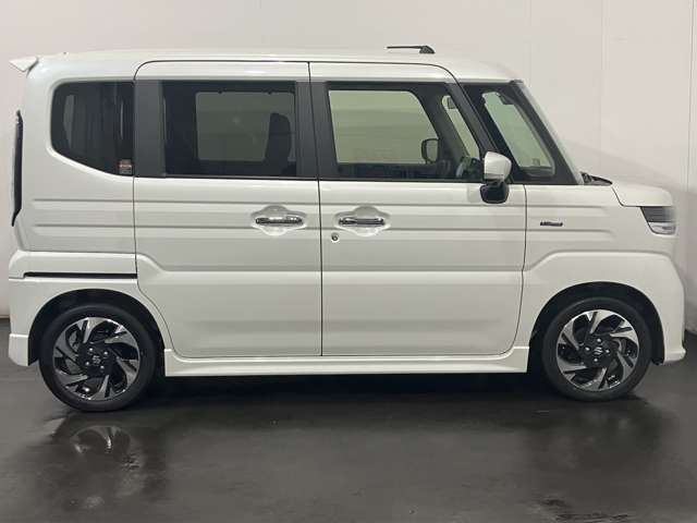 スズキ スペーシア　ギア ６６０ カスタム ハイブリッド ＸＳターボ ４ＷＤ R6年 (北海道) 99