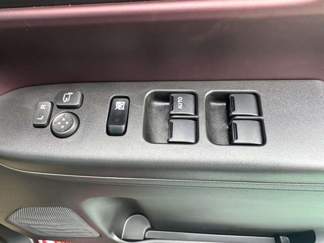 スズキ スペーシア ６６０ カスタム ハイブリッド ＸＳ R7年 (東海) 99