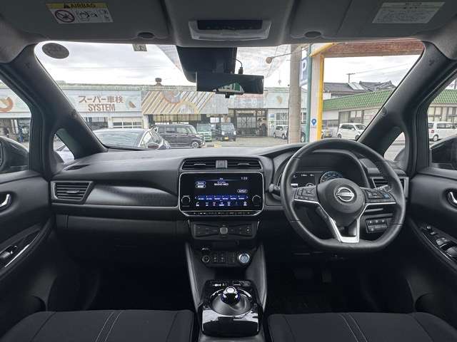 日産 リーフ Ｘ　Ｖセレクション R5年 (東海) 99