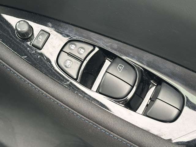 日産 リーフ Ｘ　Ｖセレクション R5年 (東海) 99