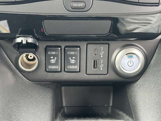 日産 リーフ Ｘ　Ｖセレクション R5年 (東海) 99