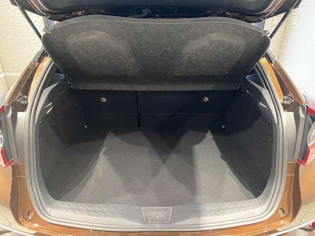 トヨタ Ｃ−ＨＲ ハイブリッド １．８ Ｇ H30年 (九州・沖縄) 99