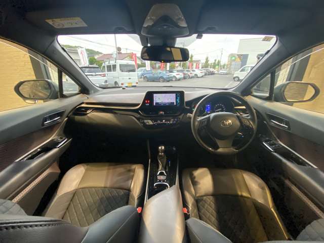 トヨタ Ｃ−ＨＲ ハイブリッド １．８ Ｇ H30年 (九州・沖縄) 99