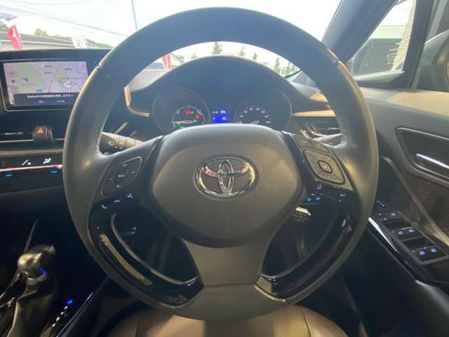 トヨタ Ｃ−ＨＲ ハイブリッド １．８ Ｇ H30年 (九州・沖縄) 99