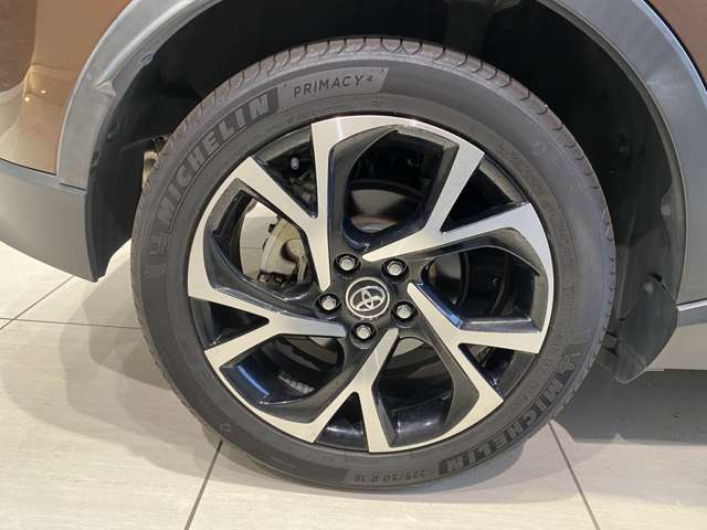 トヨタ Ｃ−ＨＲ ハイブリッド １．８ Ｇ H30年 (九州・沖縄) 99