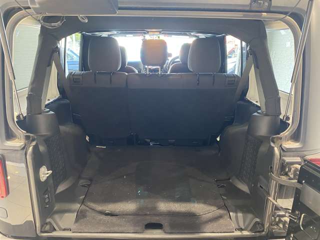 ジープ ラングラー　アンリミテッド アンリミテッド スポーツ ４ＷＤ H30年 (九州・沖縄) 99