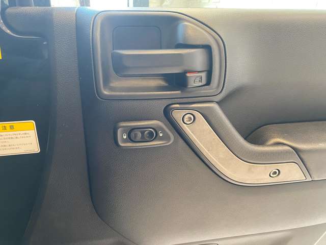 ジープ ラングラー　アンリミテッド アンリミテッド スポーツ ４ＷＤ H30年 (九州・沖縄) 99