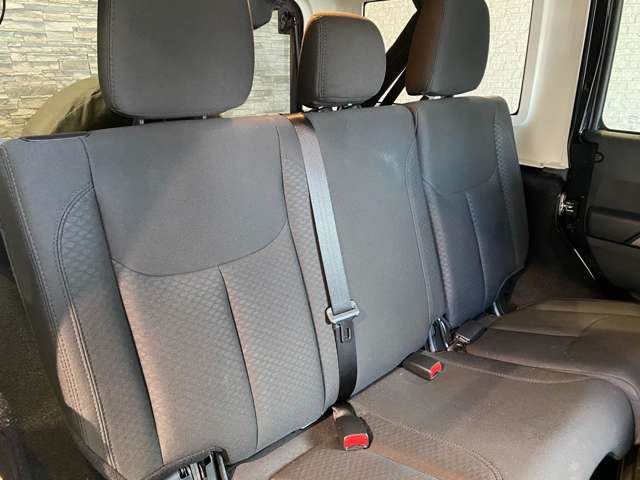 ジープ ラングラー　アンリミテッド アンリミテッド スポーツ ４ＷＤ H30年 (九州・沖縄) 99