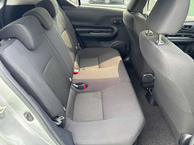 トヨタ アクア １．５ Ｓ スタイルブラック H30年 (九州・沖縄) 99