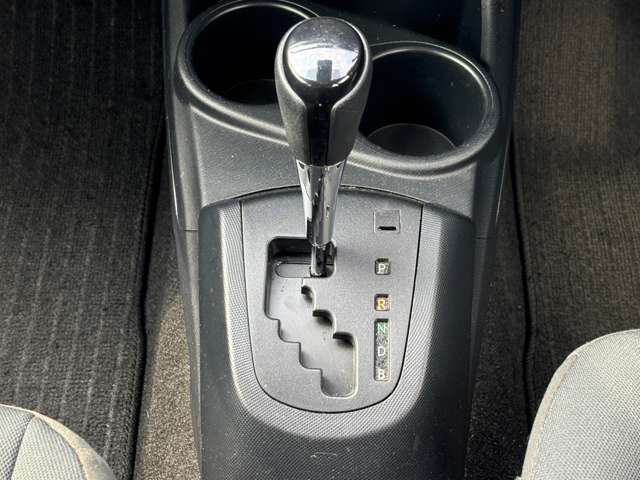 トヨタ アクア １．５ Ｓ スタイルブラック H30年 (九州・沖縄) 99