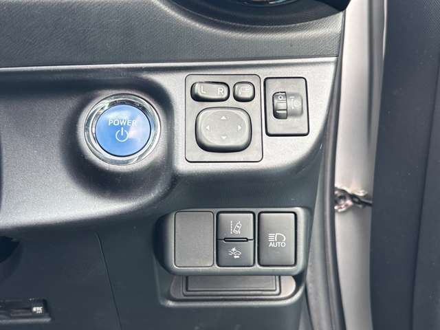 トヨタ アクア １．５ Ｓ スタイルブラック H30年 (九州・沖縄) 99