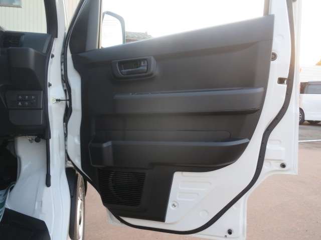 ダイハツ ハイゼットカーゴ ６６０ デラックス R7年 (関東) 99