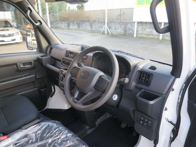 ダイハツ ハイゼットカーゴ ６６０ デラックス R7年 (関東) 99