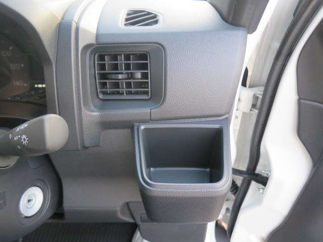 ダイハツ ハイゼットカーゴ ６６０ デラックス R7年 (関東) 99