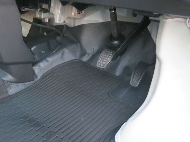 ダイハツ ハイゼットカーゴ ６６０ デラックス R7年 (関東) 99