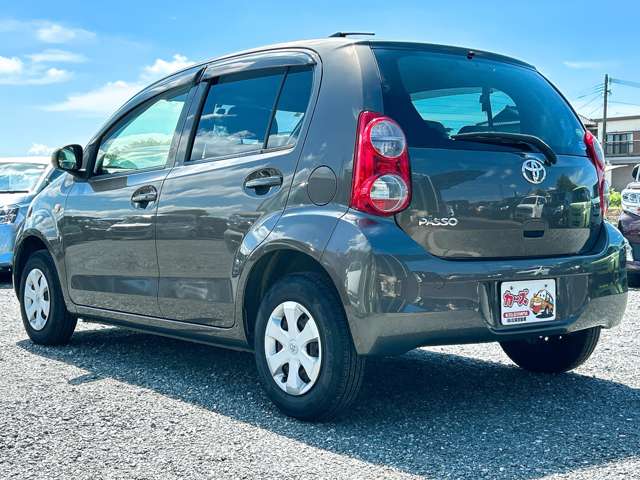 トヨタ パッソ １．０ Ｘ クツロギ H25年 (九州・沖縄) 99