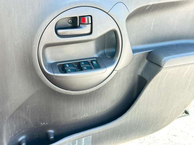 トヨタ パッソ １．０ Ｘ クツロギ H25年 (九州・沖縄) 99