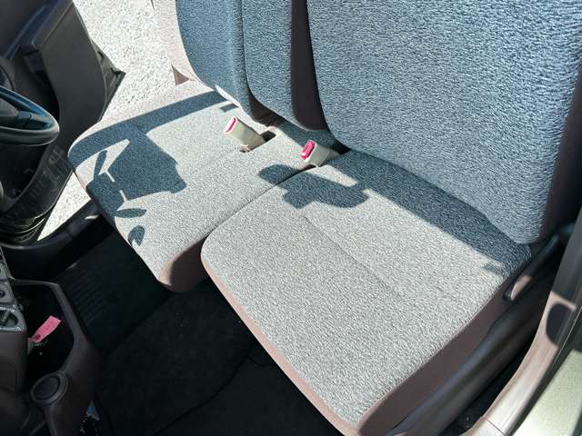 トヨタ パッソ １．０ Ｘ クツロギ H25年 (九州・沖縄) 99